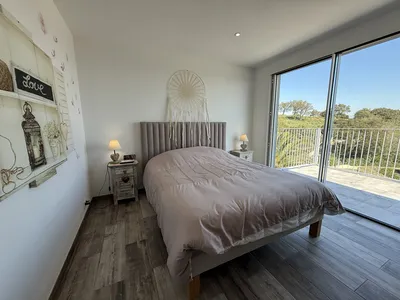 Villa d'exception aux Issambres — 200 m² de plain-pied, 4 suites vue mer, piscine, entièrement rénovée, clé en main