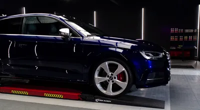 Polissage professionnel en deux étapes sur Audi S3 à Vannes