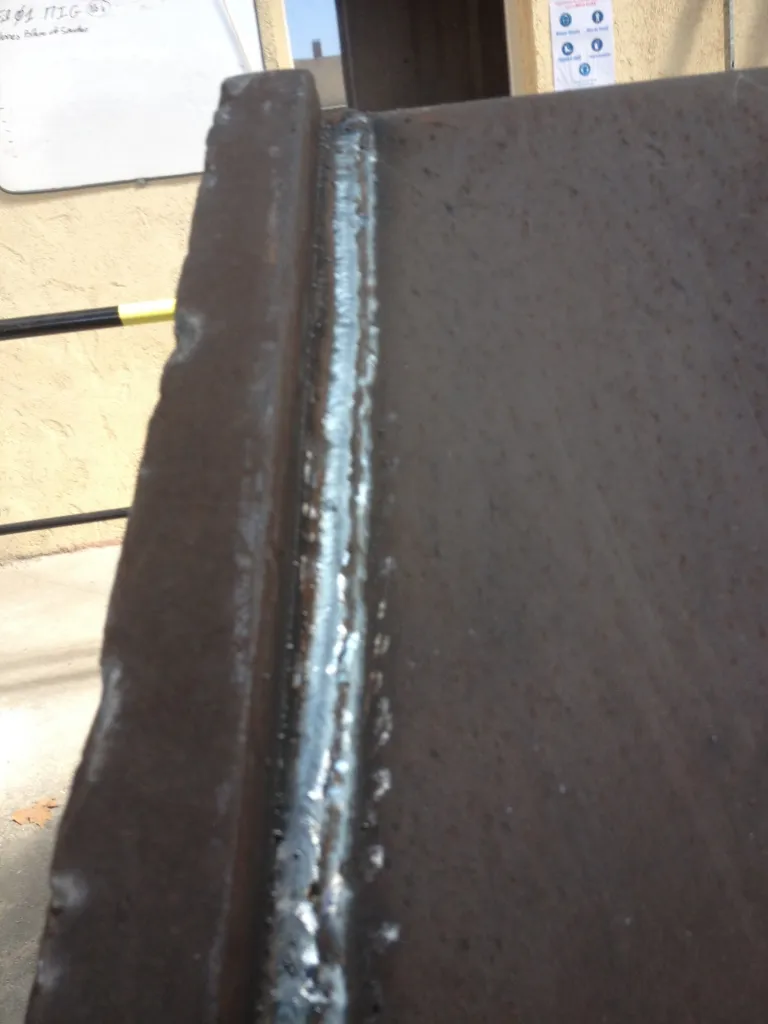 TRAVAUX DE SOUDURE SUR REMORQUE DE TRANSPORT MARTIGUES 13