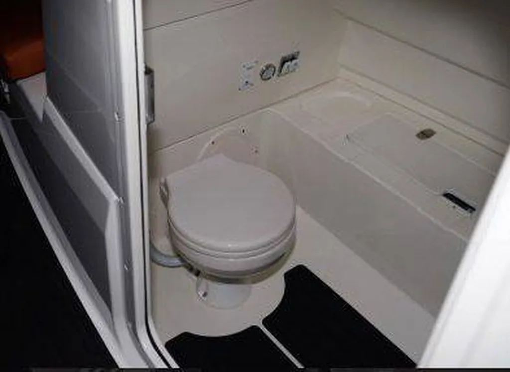 Concessionnaire de bateaux pneulatiques Brig à Bandol 