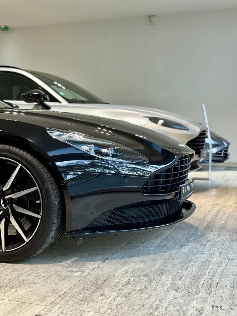 DETAILING Lyon protection traitement céramique Lyon film de protection PPF Lyon Aston Martin 