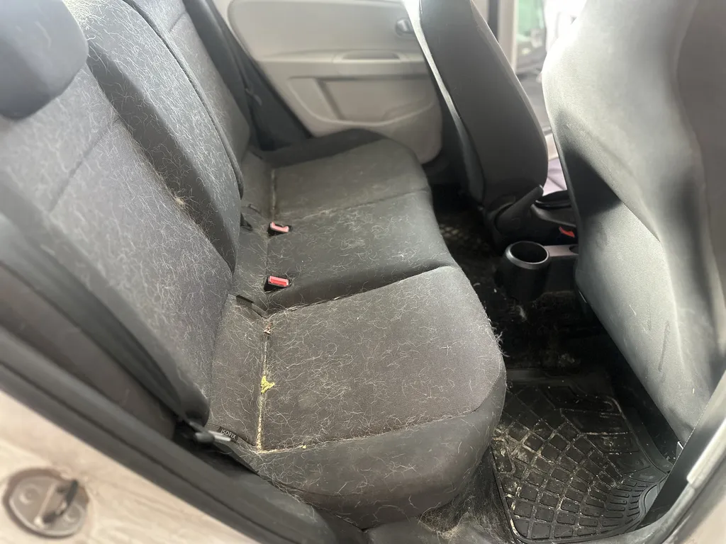 Nettoyage voiture intérieur professionnel Volkswagen Up avec aspiration, désinfection sans rendez-vous à Marseille Château-Gombert 13013 – Speed Glass expert auto
