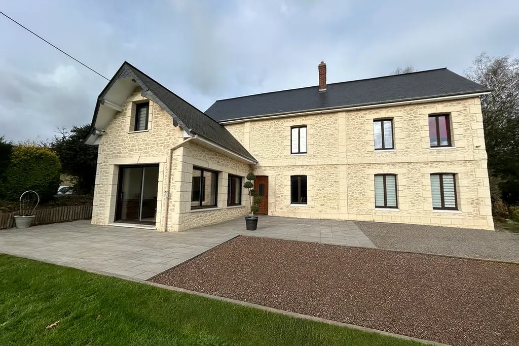 Société de rénovation de l'habitat extérieur à Fécamp et ses environs : Comment planifier la rénovation de votre extérieur sans dépasser votre budget ?