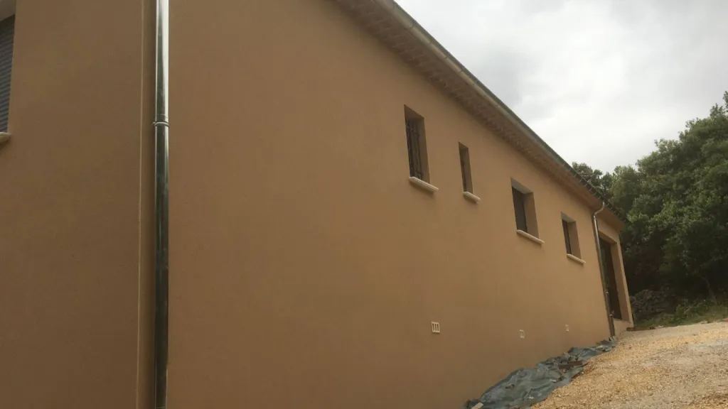 Toiture et zinguerie à Avignon intervention pour promoteurs architectes ou particuliers sur bâtiment neuf ou en rénovation