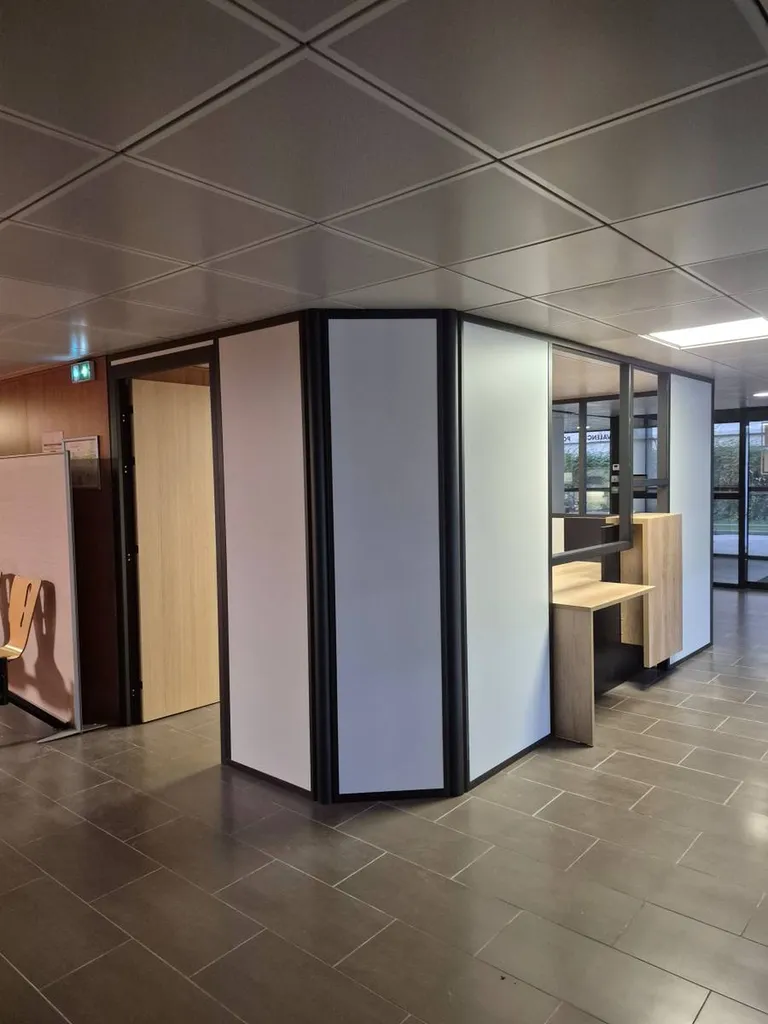 Cloisons modulaires pleines toute hauteur à Alès