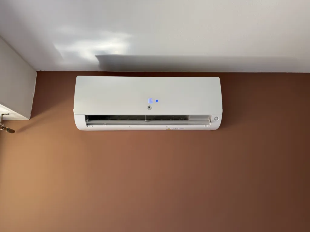 Devis gratuit pour installation de climatisation performante et silencieuse à Marseille et dans les Bouches-du-Rhône