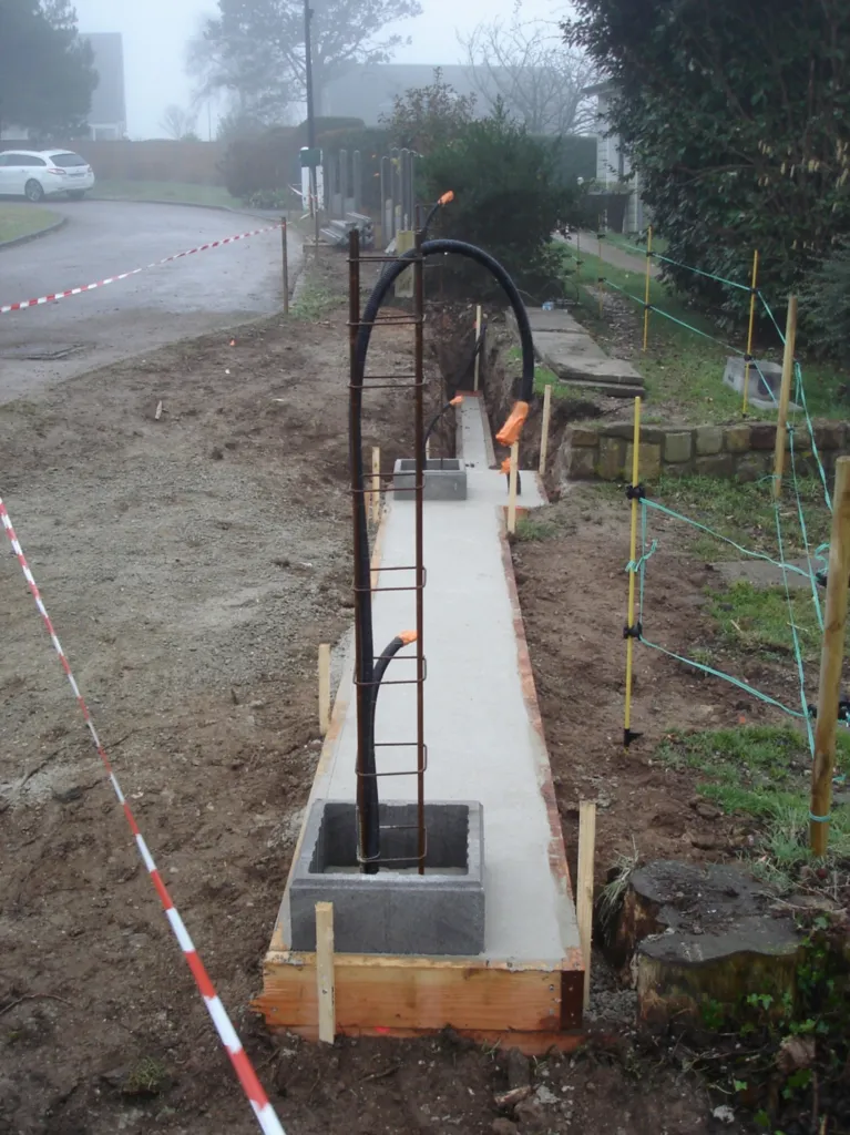 Réalisation de génie civil pour portail coulissant au Havre 76