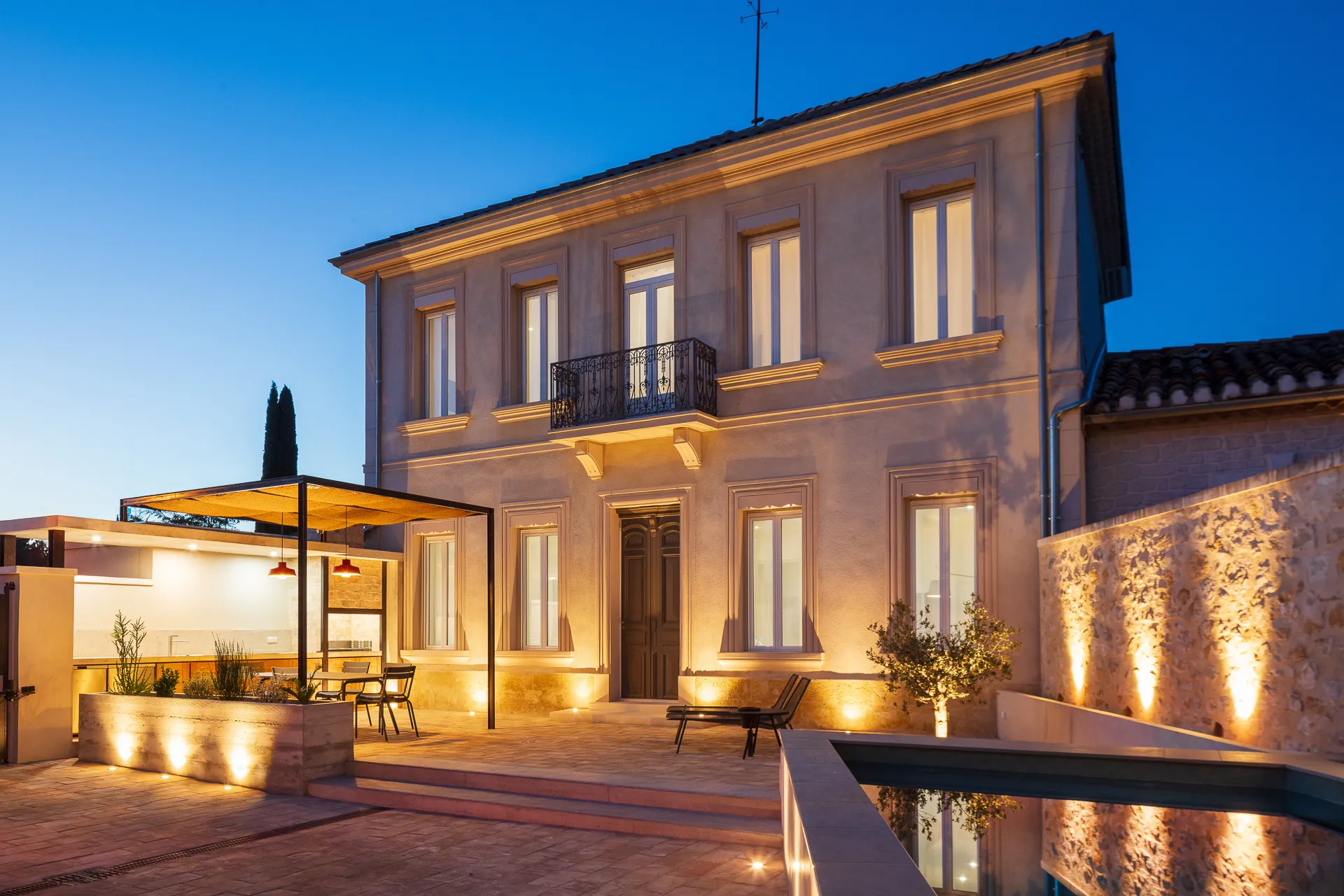 création des aménagements extérieurs d'une maison de maître