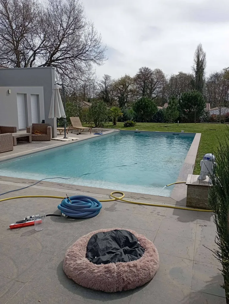 Changement de liner et pose d'un volet roulant à Saint Sulpice et Cameyrac