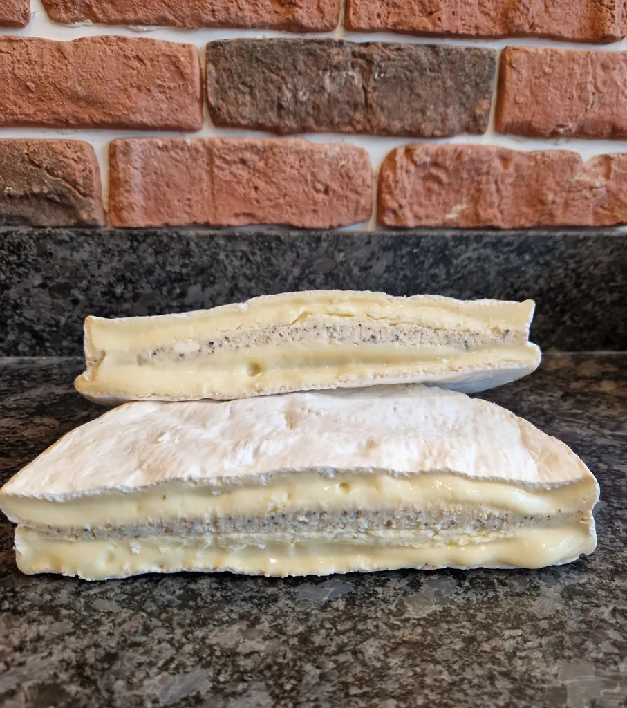 Découvrez nos Bries à la truffe – Un mariage d’exception chez La Cave à Fromages à Plan de Campagne