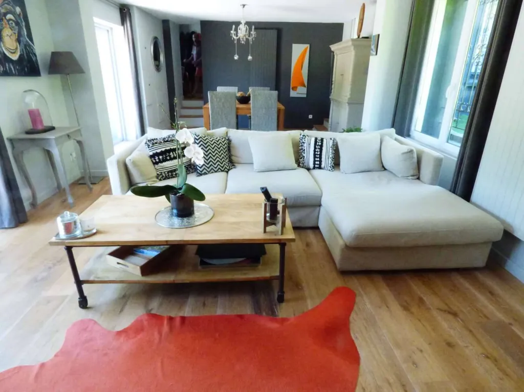 Vends maison à étage avec jardin arboré proche centre ville de tourville la rivière 76