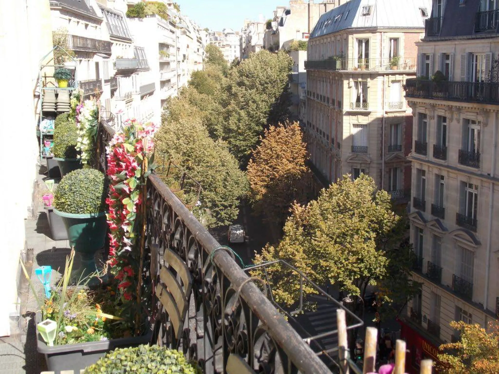 A vendre un appartement de 106 M2 avec des travaux à prévoir