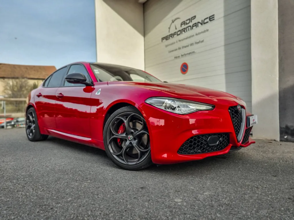 Montage silencieux tube Ragazzon Alfa Romeo Giulia 2.0 Turbo 200 2016+