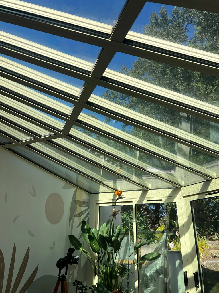 Installation d'une véranda quart de soleil sur mesure en aluminium entre Nîmes et Montpellier