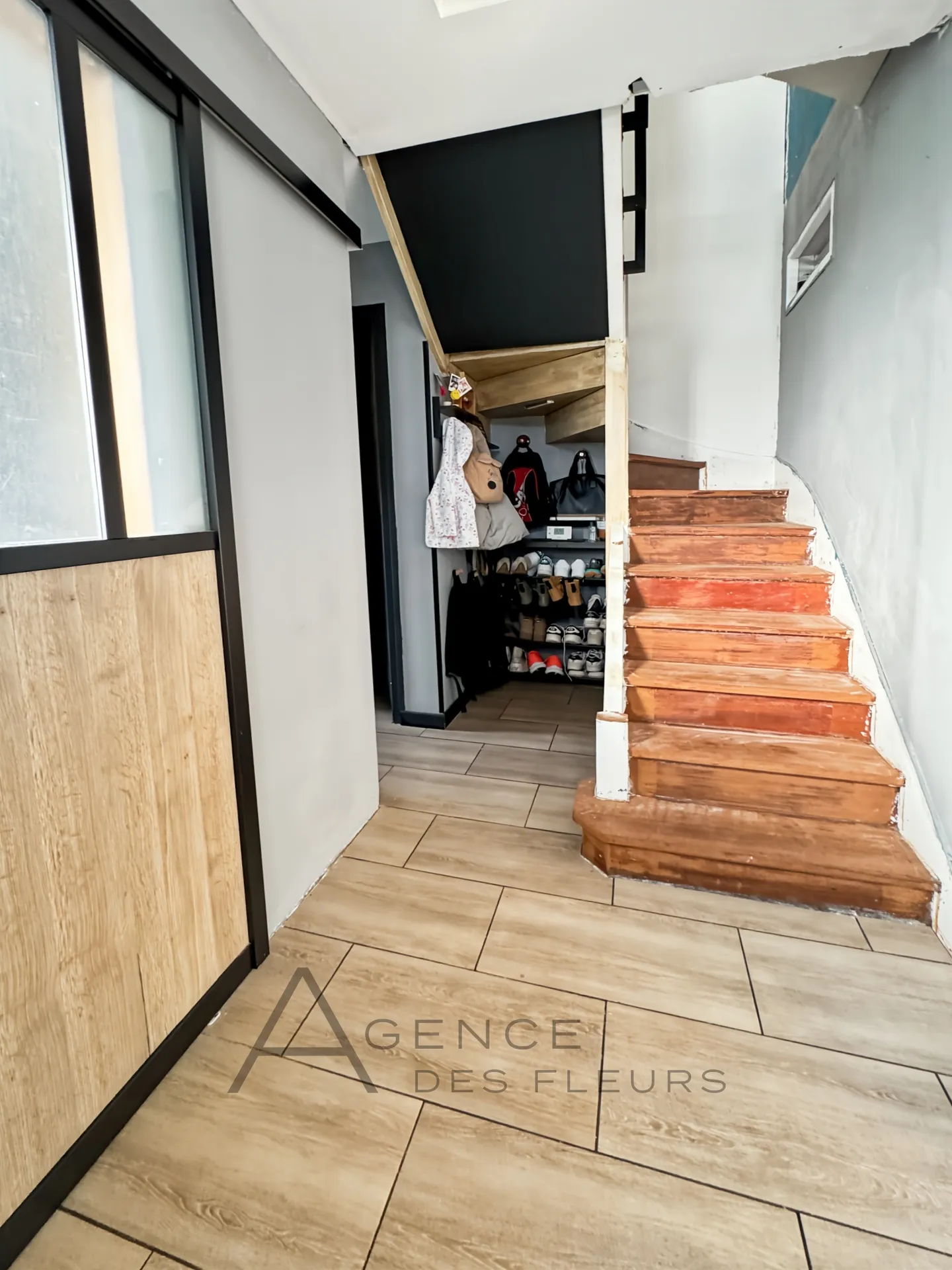 A vendre jolie maison rénovée de 121 m² sur un terrain de 365 m² située à Caudebec-les-Elbeuf 76320