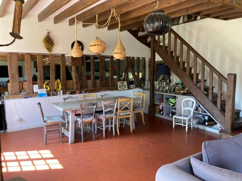 A vendre Maison ancienne en parfait état à Houetteville 27400