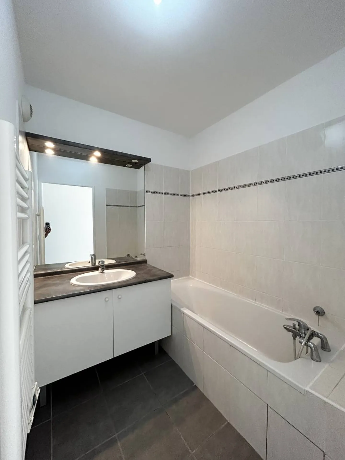 En vente la ciotat appartement ascenseur