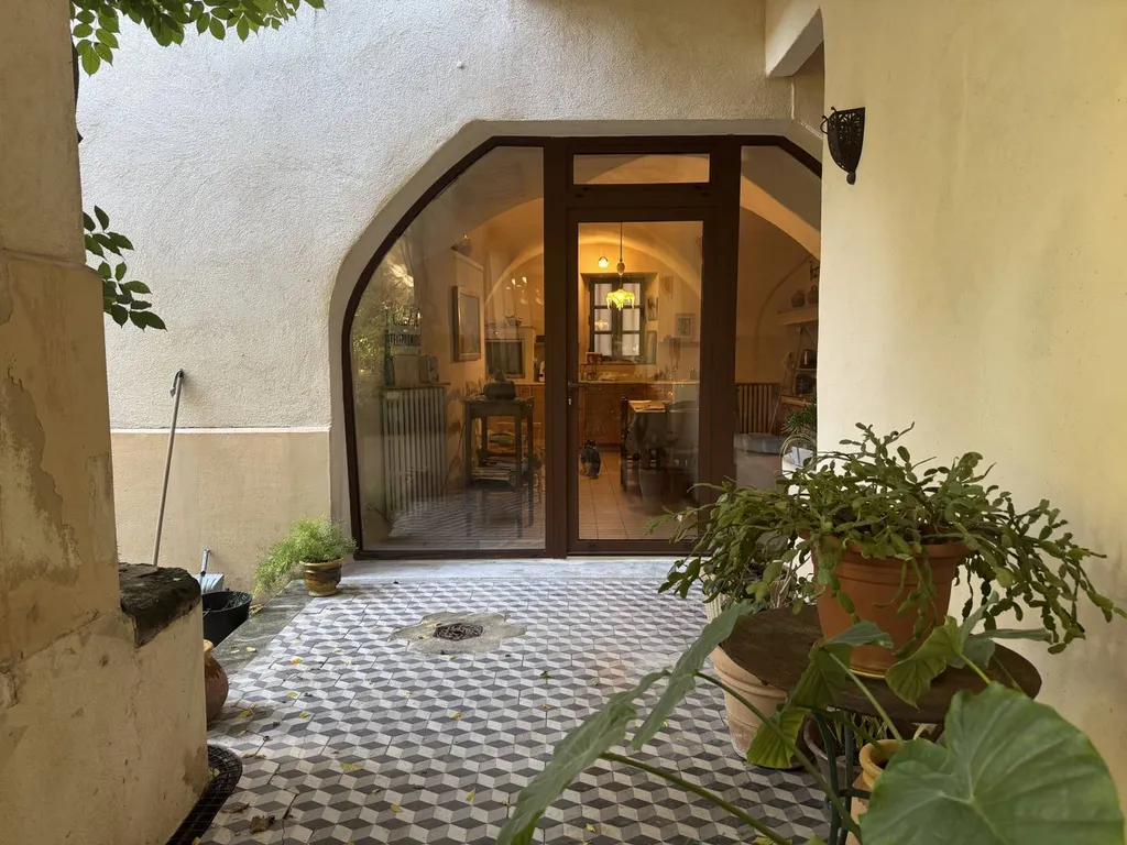 Porte arrondie Vue coté Jardin