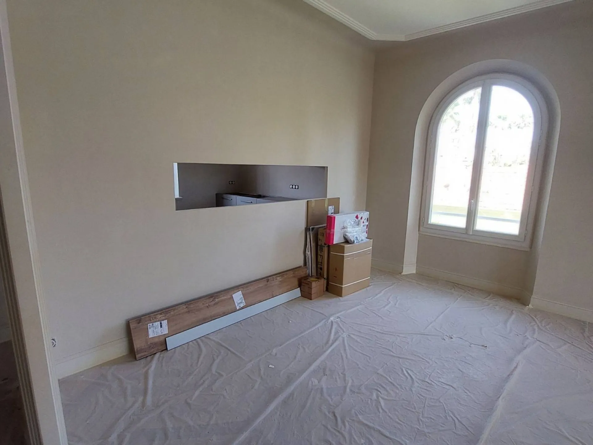 Résultat d'une pose de peinture par une entreprise à Carqueiranne dans le Var