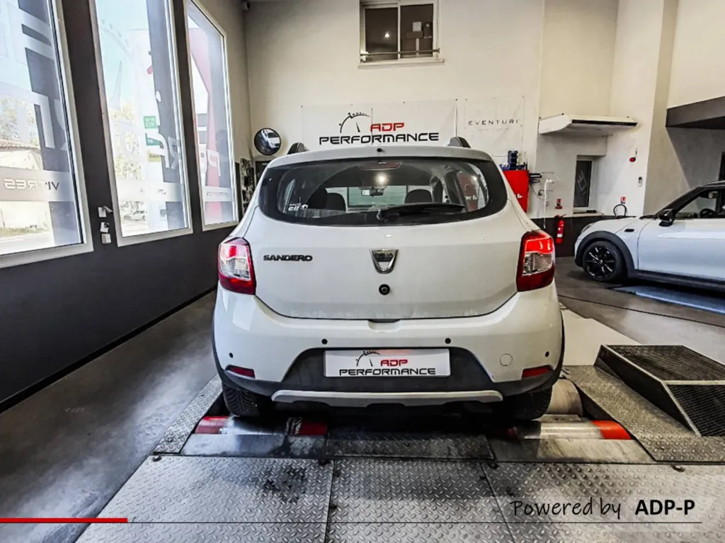Reprogrammation moteur Conversion bio éthanol E85 Dacia Sandero 0.9 TCE 90 PS | ADP Performance Avignon