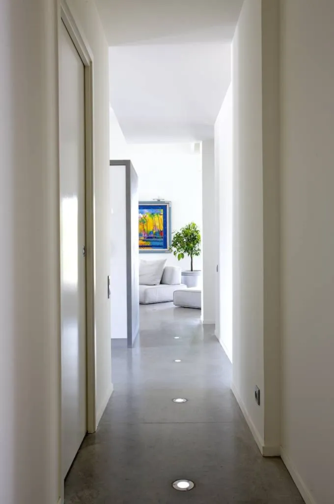 Réalisation d'un appartement loft contemporain au centre-ville d'Aix-en-Provence par l'agence Inspirations d'Intérieurs