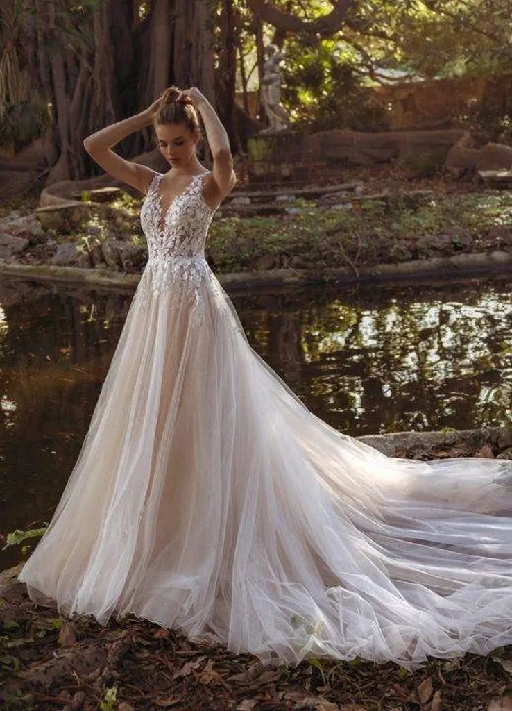 Robe de mariée Marseille robe bohème chic fluide tulle étincelante robe Sabrina modeca