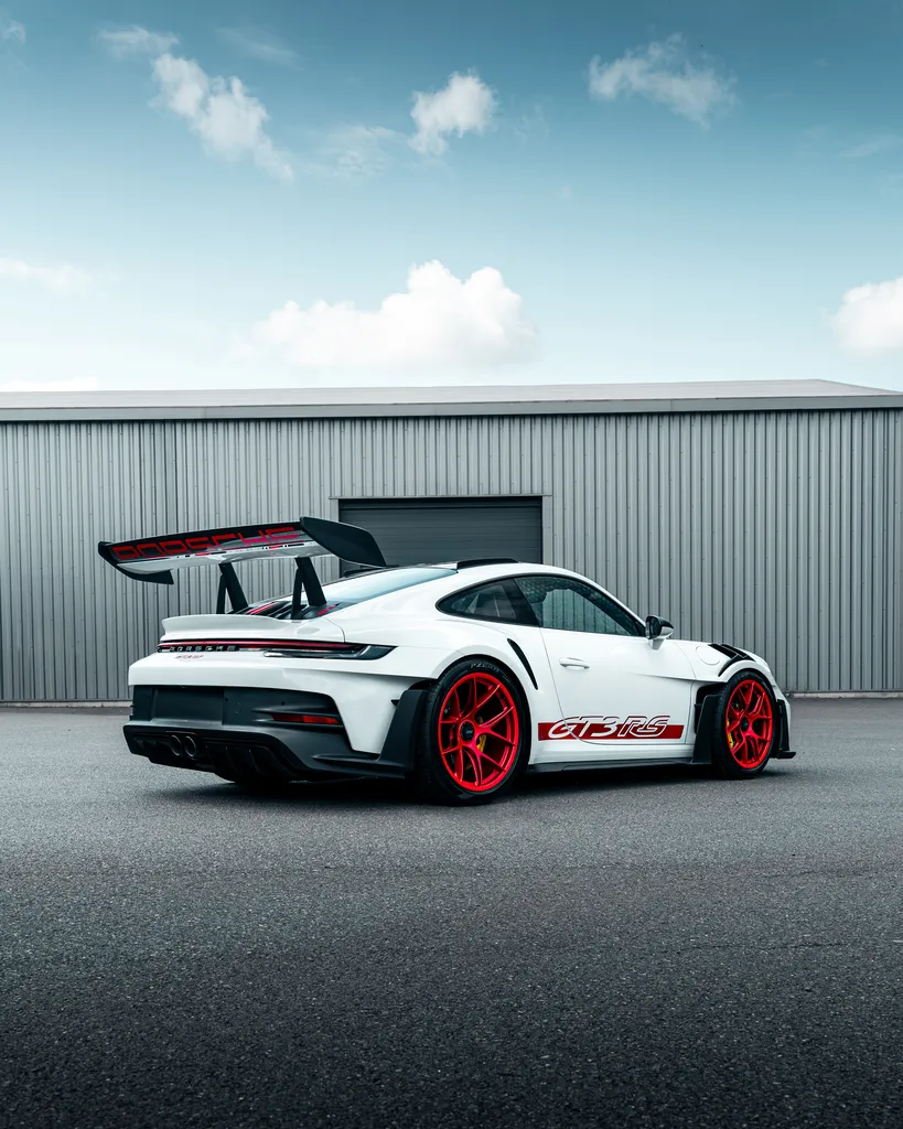 Porsche 992 gt3 rs