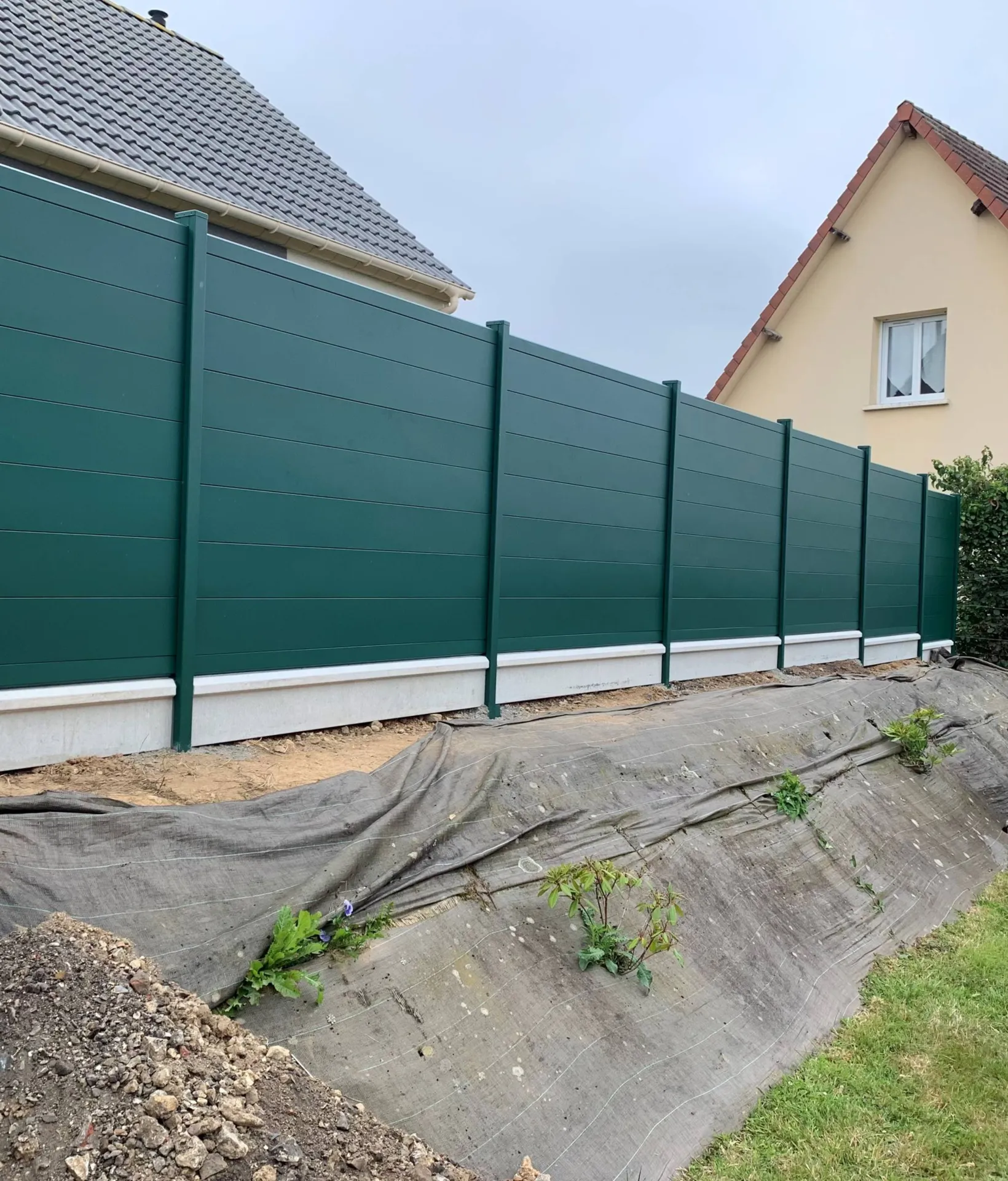 Installateur de clôture occultante métallique à Pont Audemer 27