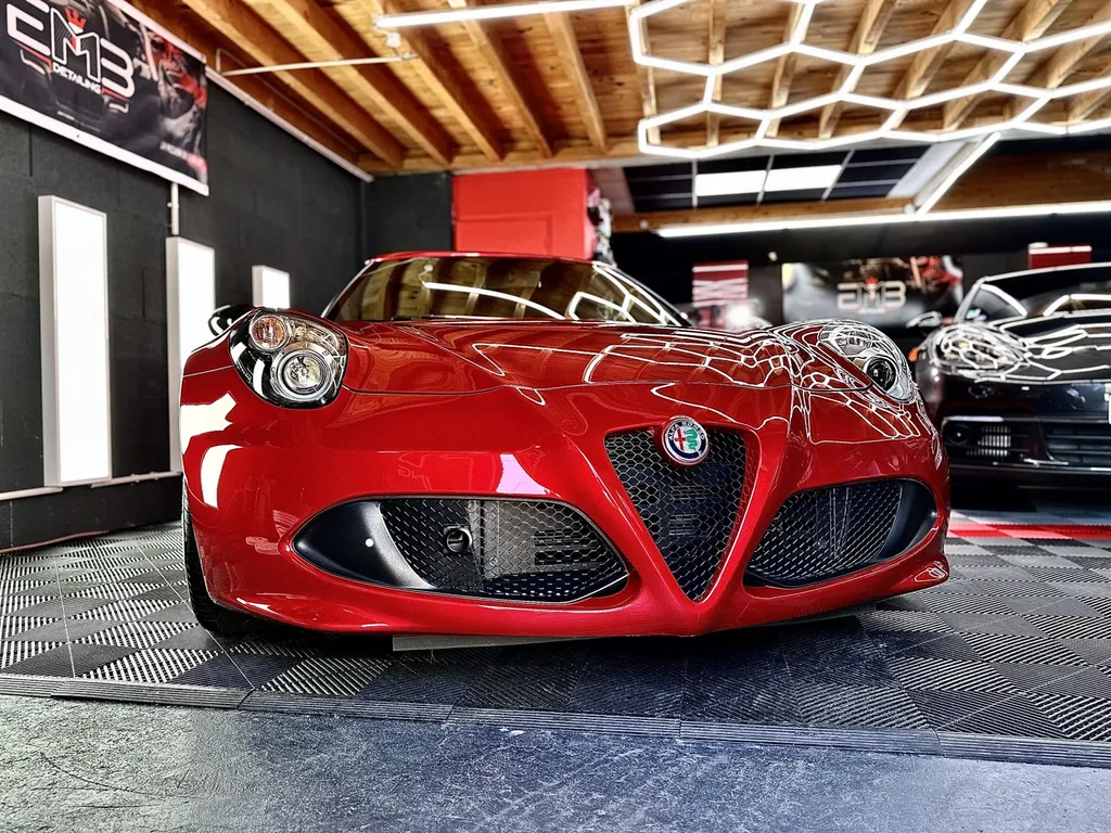 Film de protection carrosserie PPF Lyon DETAILING ouest lyonnais Alfa Roméo 4C