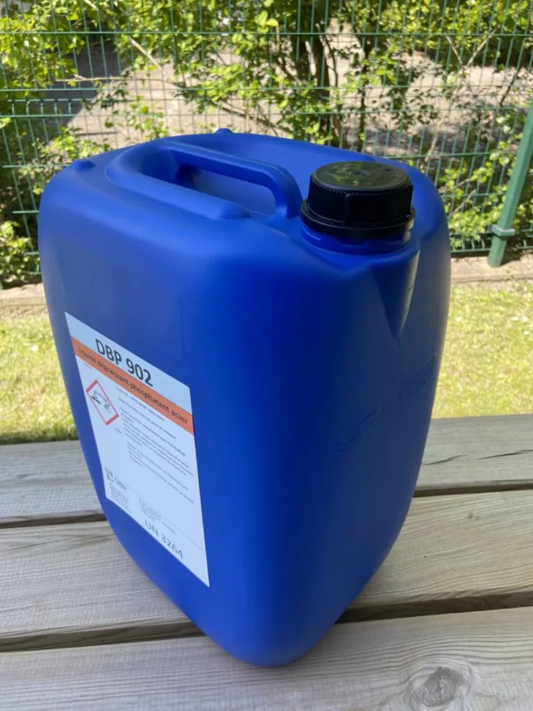 Produit de dégraissage phosphatant pour les aciers en carbone - DBP 902