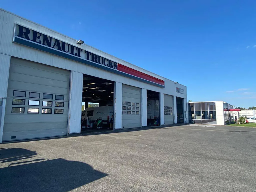 renault-trucks-meux-signaletique-exterieure
