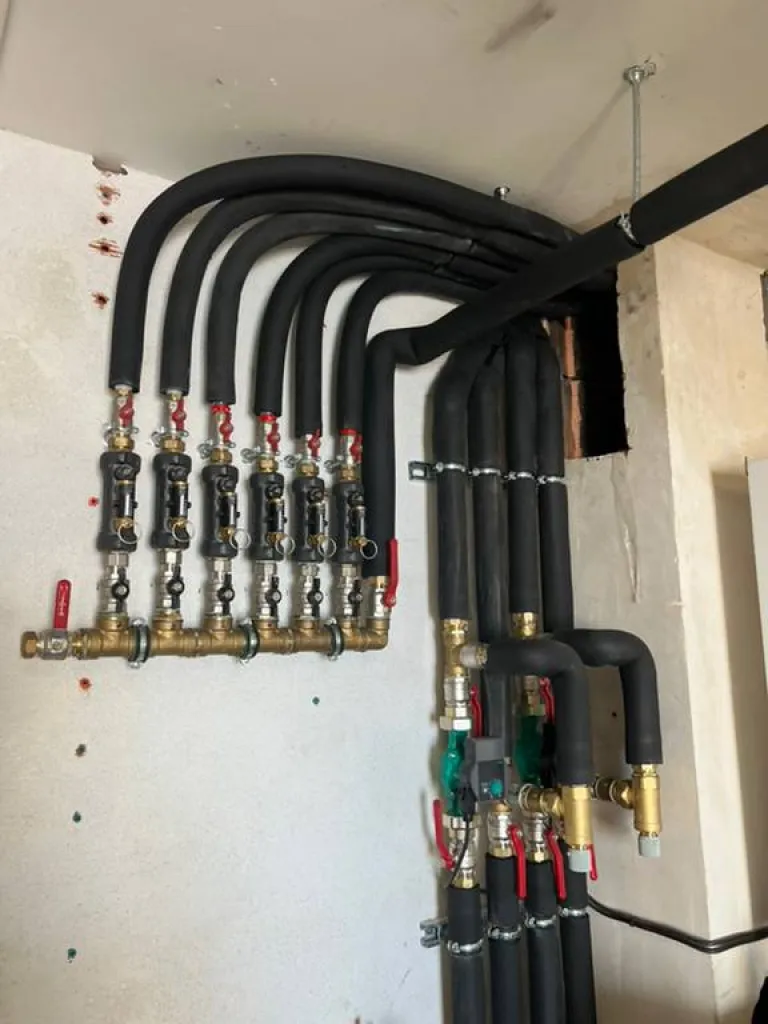 Etude offerte pour l'installation de 3 pompes à chaleur au château de la Prégentière dans le Var 