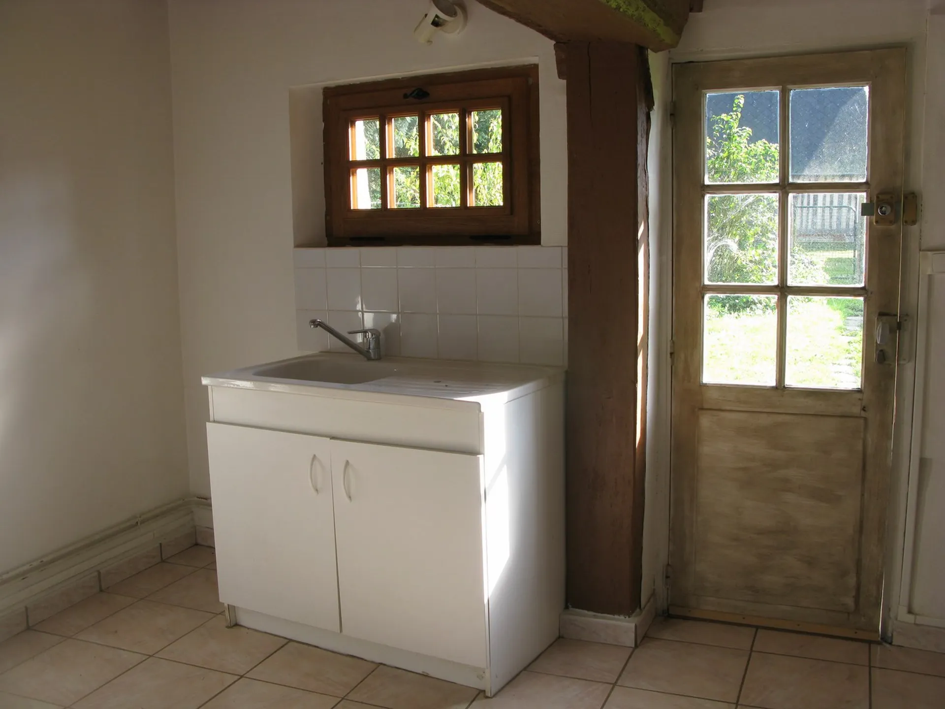 MAISON DE VILLAGE Entre LISIEUX et BERNAY