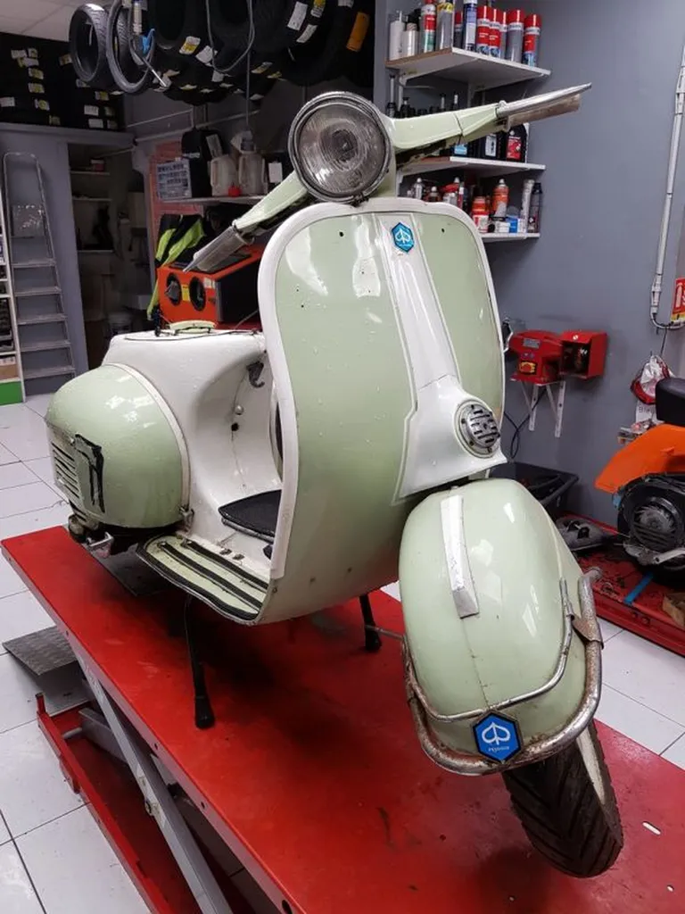 VESPA SPRINT VELOCE 150 TOULON