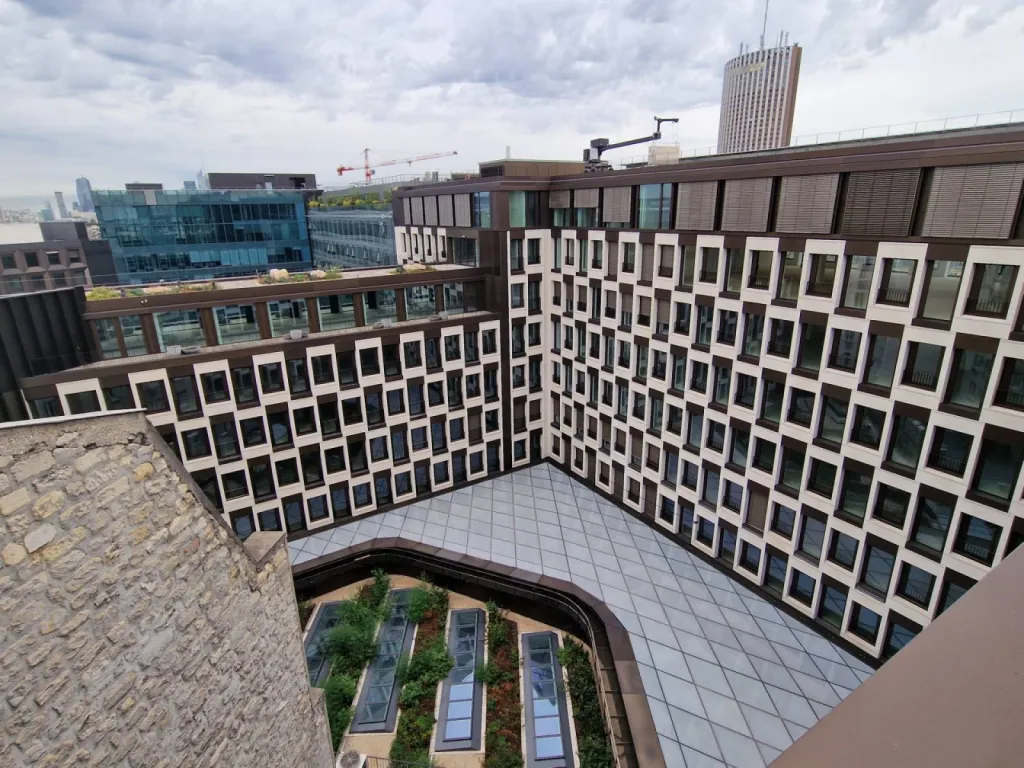 Etude d'exécution BIM CVCD  pour la construction d’un projet immobilier à Paris, le bâtiment Tertiaire L1VE