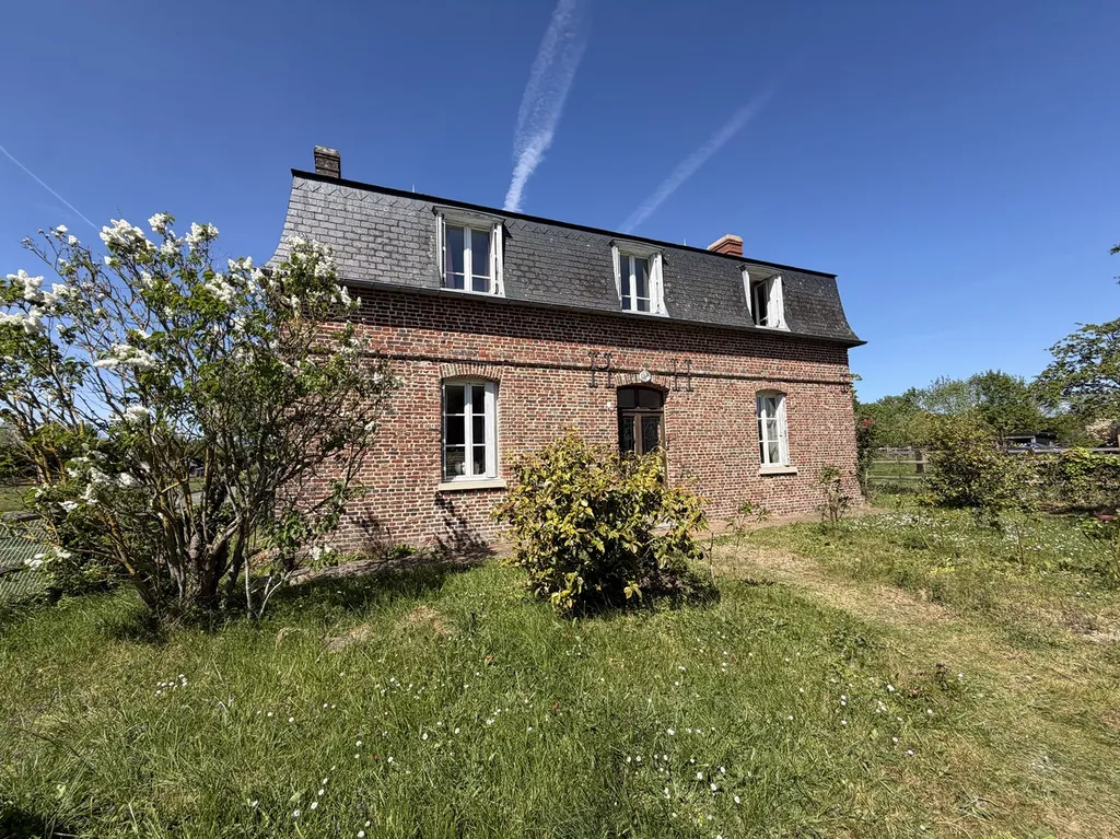 A VENDRE - Maison de caractère avec dépendance sur 1,2 hectare de terrain à 8 km de Honfleur (14600)