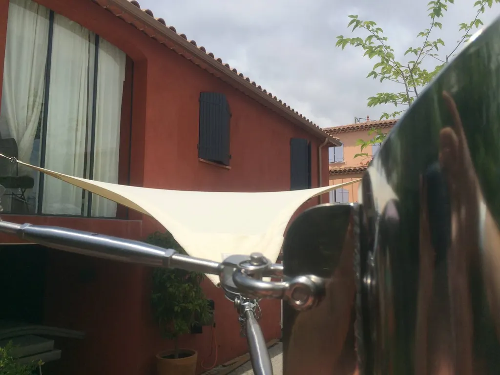 Voile d'ombrage sur mesure a Antibes 06