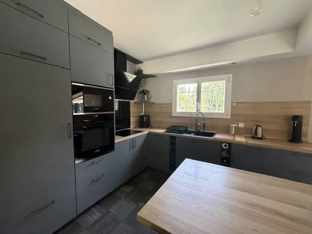 CESTAS MAISON 4 CHAMBRES SUR GRAND TERRAIN