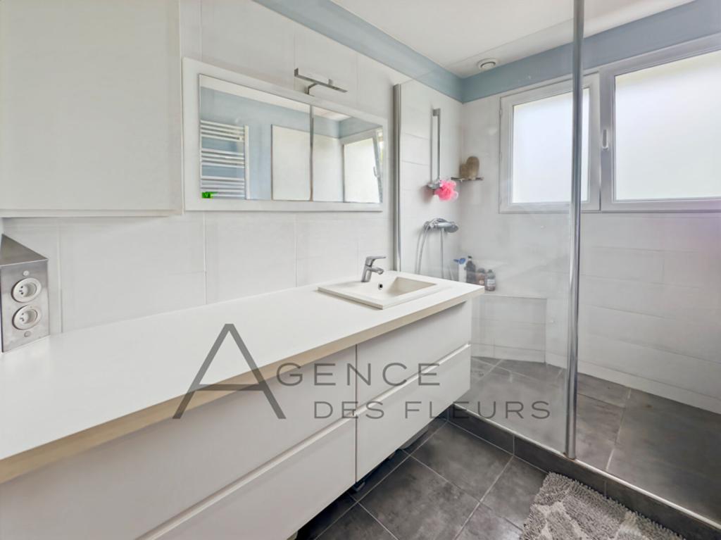 A acheter maison de 146m2 située sur la commune de Brionne