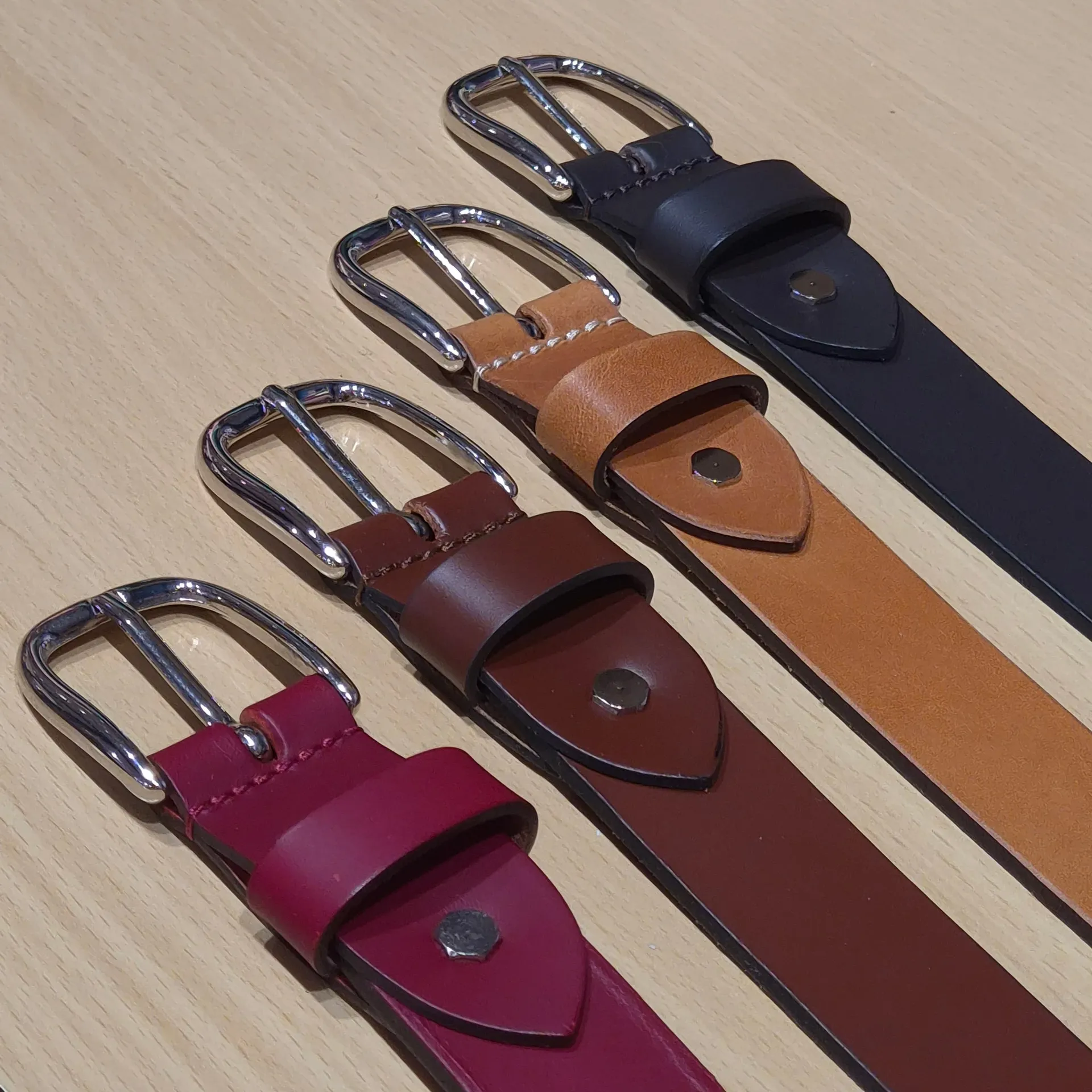 Ceintures cuir Ateliers Fourès chez Evasion à Eu