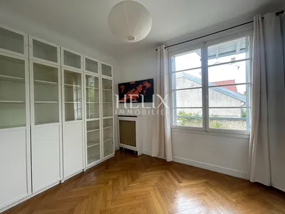 Houilles centre-ville maison recherchée avec grand terrain plat proche gare