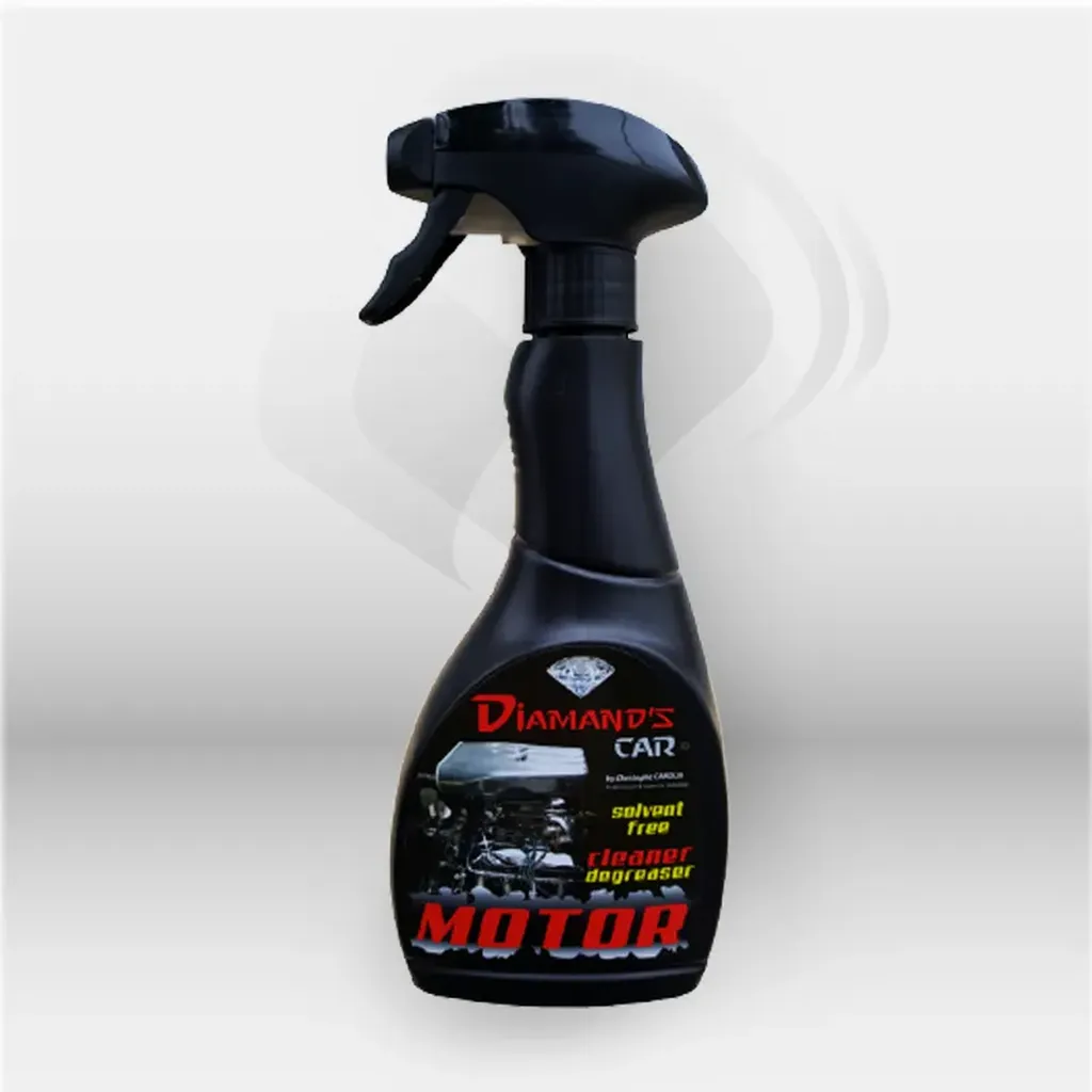 Dégraissant et nettoyant moteur 500ml Diamand’s Car utilisé pour entretien et nettoyage de moteurs automobiles en atelier professionnel à Mont-de-Marsan, Landes (40), Nouvelle-Aquitaine et disponible partout en France