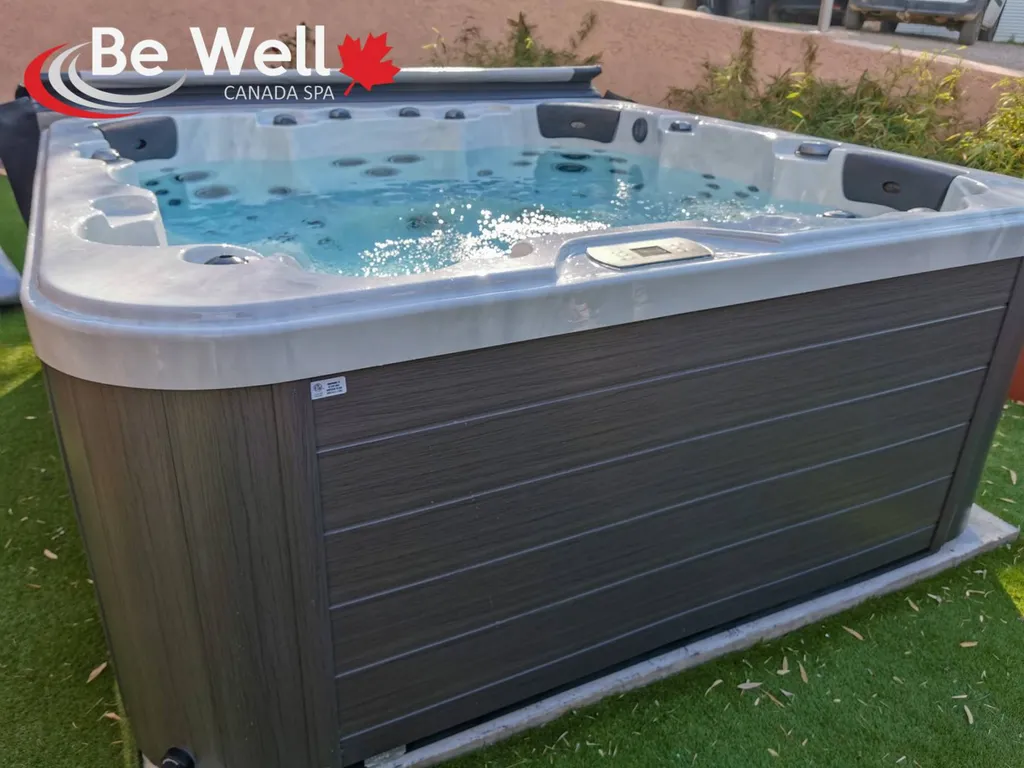 jacuzzi 6 places tourves