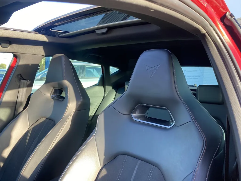 CUPRA Leon d’occasion 1.4 e-Hybrid 245 VZ 2023 disponible chez votre concessionnaire proche du Havre