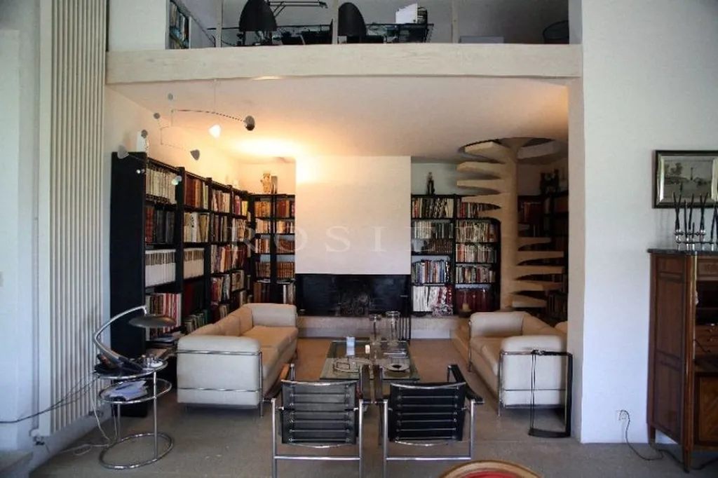 Propriété Provencale au style contemporain  avec piscine, en vente proche d'Avignon