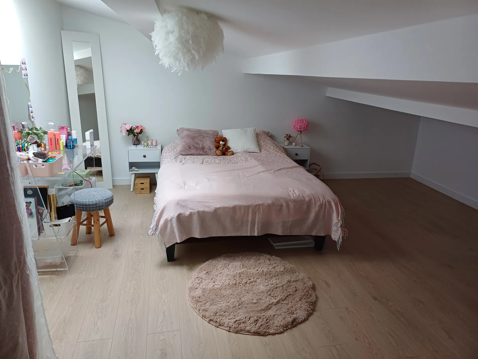 Combles aménagés à Villefranche-sur-Saône (Rhône – 69) avec isolation de toiture et création d’un nouvel espace habitable sous les rampants