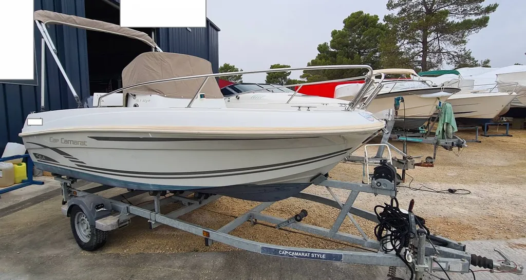 Estimation prix vente bateau d'occasion Cap Camarat 5.1 CC Style avec remorque Bandol Var