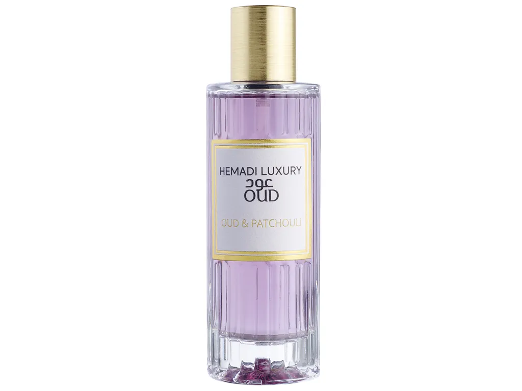 photographe parfum et cosmétique à Lyon travail de la lumière pour la transparence, la dorure, la texture