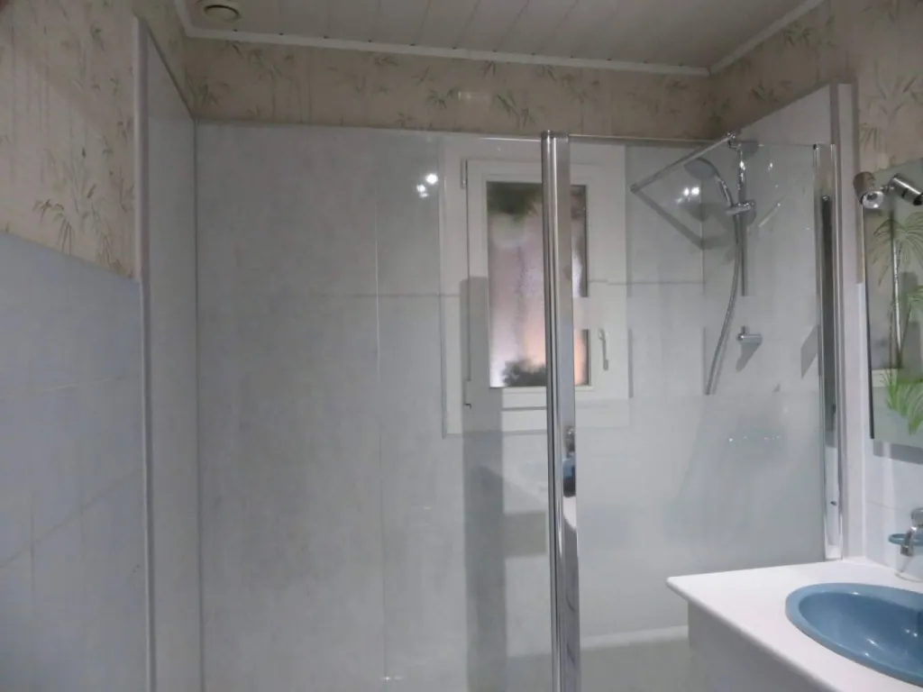 Quel prix pour le Remplacement Baignoire par Douche Senior Prix à Montpellier et dans l'ensemble de l'Héraut :