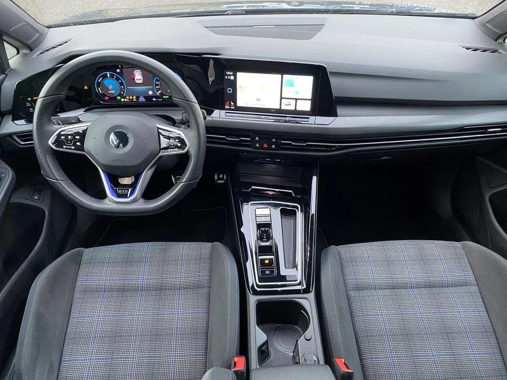 Volkswagen Golf GTE d'occasion à prix bas chez votre concessionnaire proche du Havre et de Rouen (76)